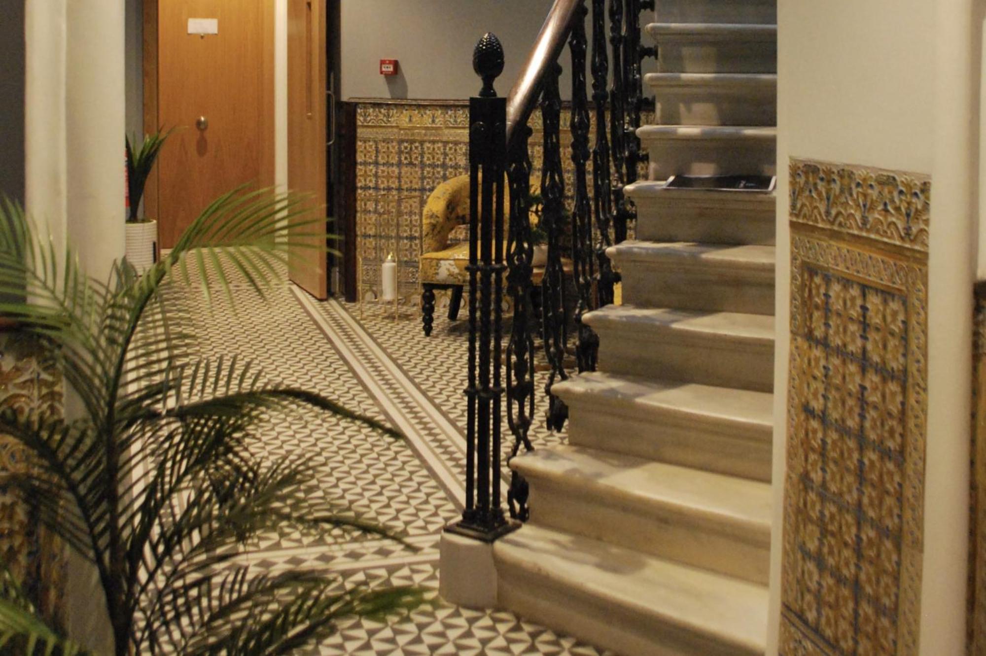 Fabulous City Centre Apartment - Grand Central House Gibraltar Bagian luar foto
