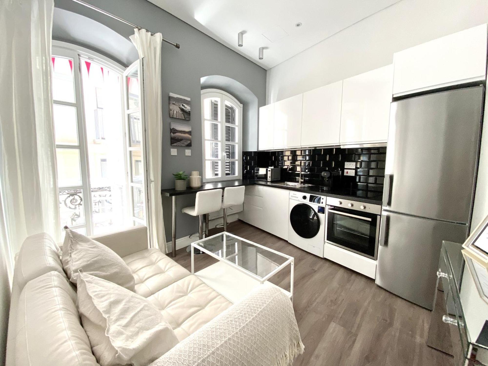 Fabulous City Centre Apartment - Grand Central House Gibraltar Bagian luar foto