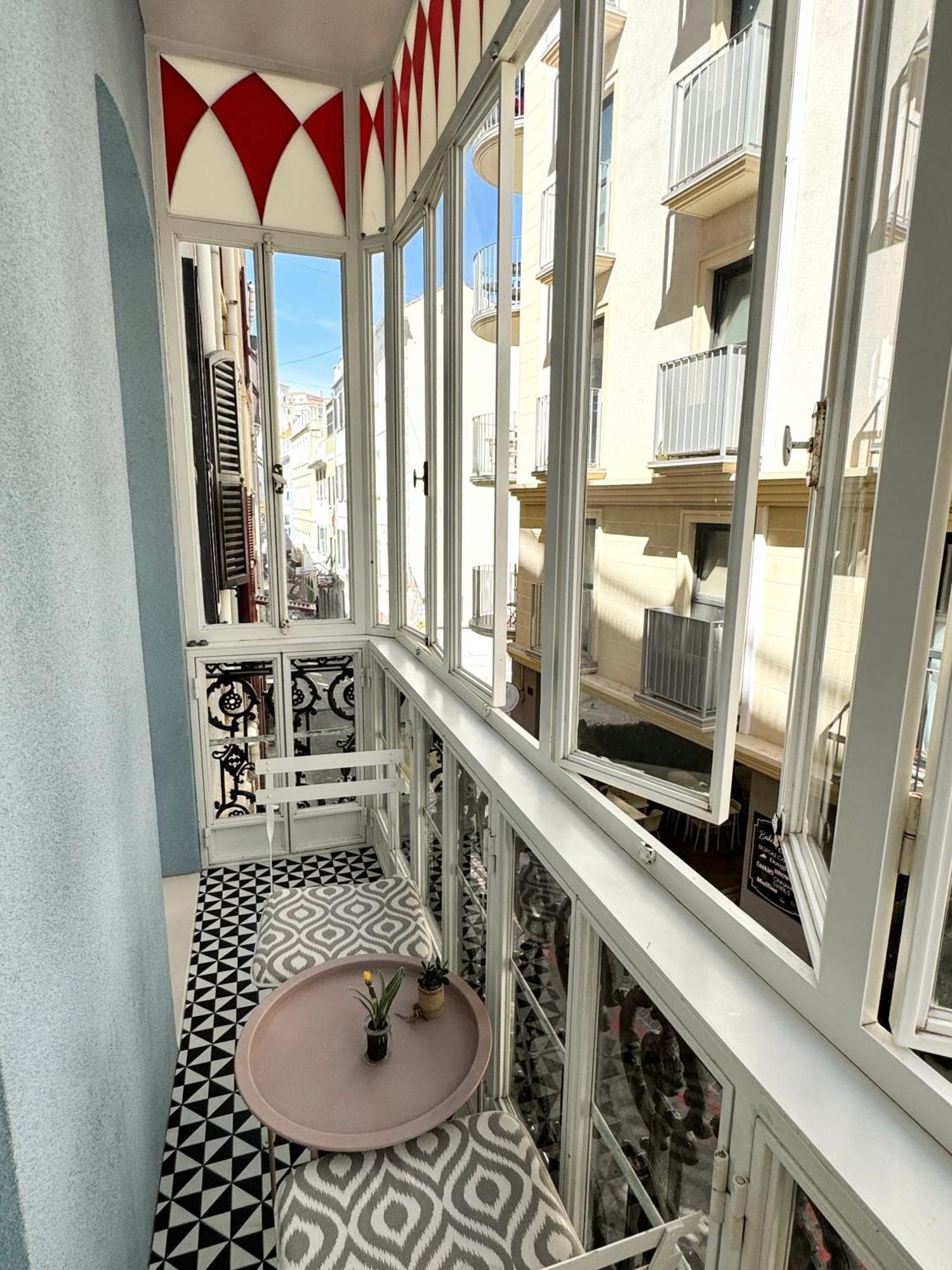 Fabulous City Centre Apartment - Grand Central House Gibraltar Bagian luar foto