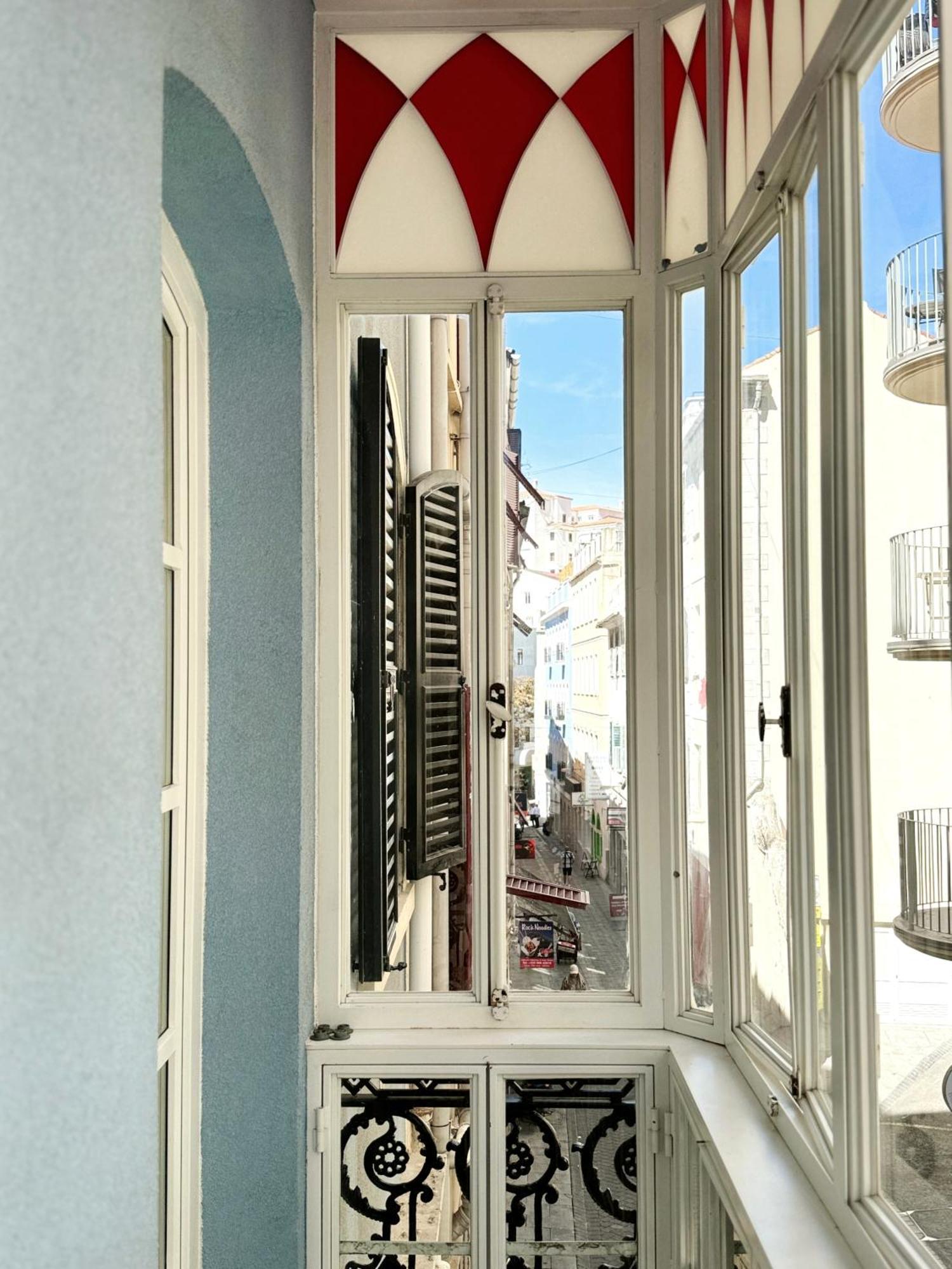 Fabulous City Centre Apartment - Grand Central House Gibraltar Bagian luar foto